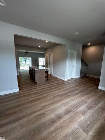 22319 Ridgeway Street, St Clair Shores, MI 48080