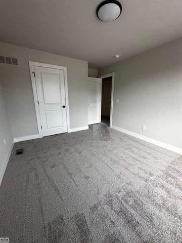 22319 Ridgeway Street, St Clair Shores, MI 48080