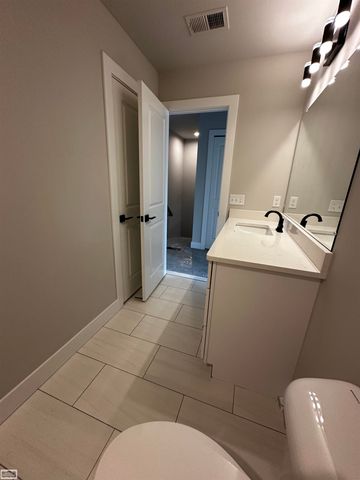 22319 Ridgeway Street, St Clair Shores, MI 48080