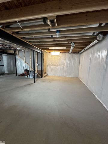 22319 Ridgeway Street, St Clair Shores, MI 48080