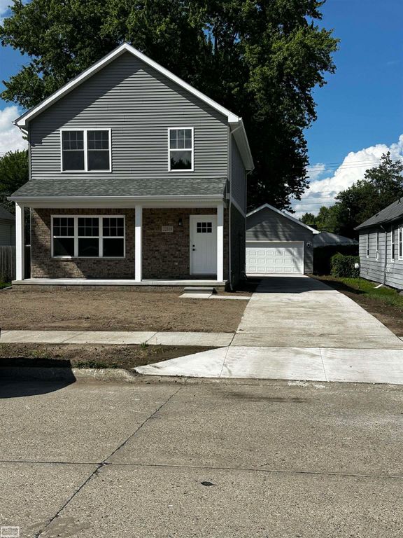 22319 Ridgeway Street, St Clair Shores, MI 48080
