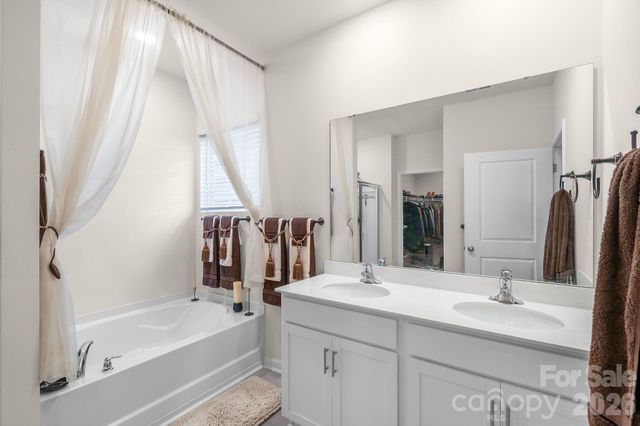 9037 Remnick Drive, Gastonia, NC 28056