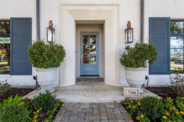 7206 Caillet Street, Dallas, TX 75209