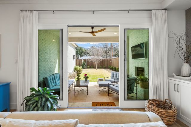 7206 Caillet Street, Dallas, TX 75209