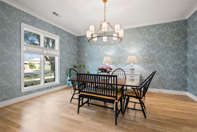 7206 Caillet Street, Dallas, TX 75209