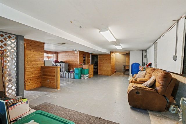 4221 Century Drive, Dorr, MI 49323