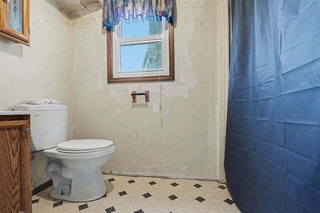 4221 Century Drive, Dorr, MI 49323