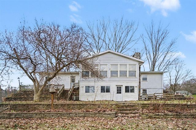 4221 Century Drive, Dorr, MI 49323