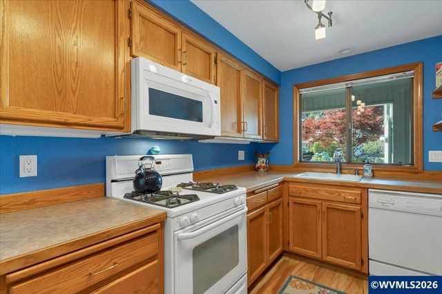 1510 Madras St SE, Salem, OR 97306