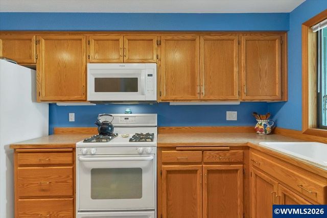 1510 Madras St SE, Salem, OR 97306