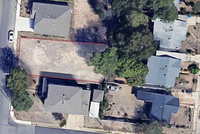 2626 DAHLGREEN AVE, San Antonio, TX 78237