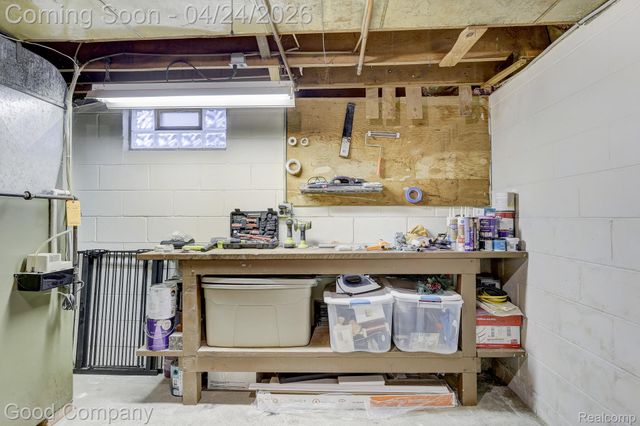 311 Hendrickson Boulevard, Clawson, MI 48017