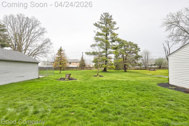 311 Hendrickson Boulevard, Clawson, MI 48017