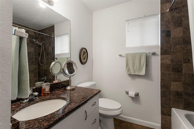 1706 Royal Hill DR A, Austin, TX 78741