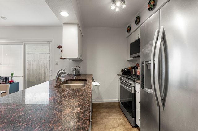 1706 Royal Hill DR A, Austin, TX 78741