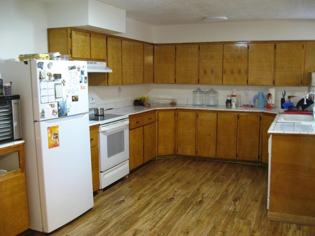 10 Antonio Garley Lane, Belen, NM 87002