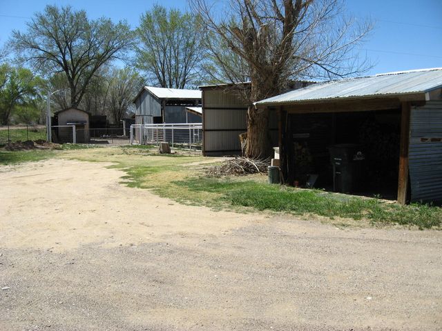10 Antonio Garley Lane, Belen, NM 87002