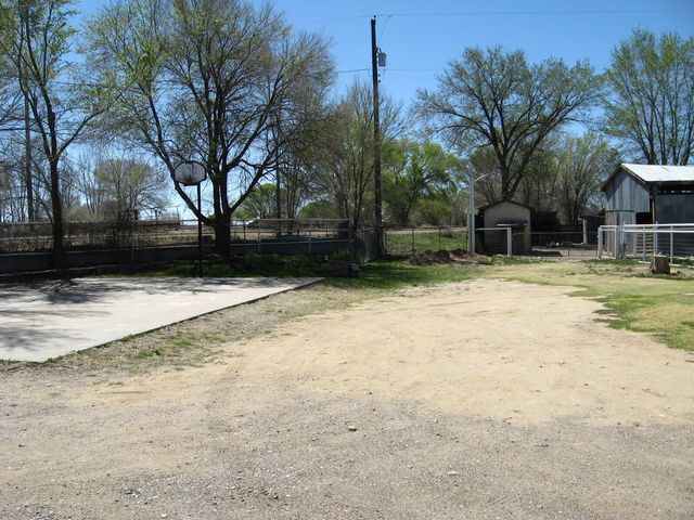 10 Antonio Garley Lane, Belen, NM 87002