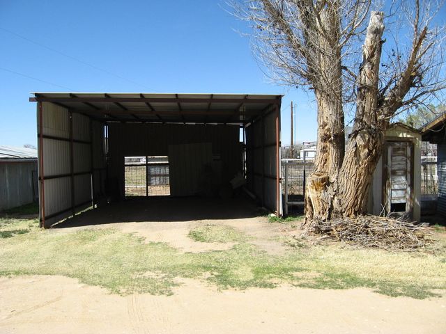 10 Antonio Garley Lane, Belen, NM 87002