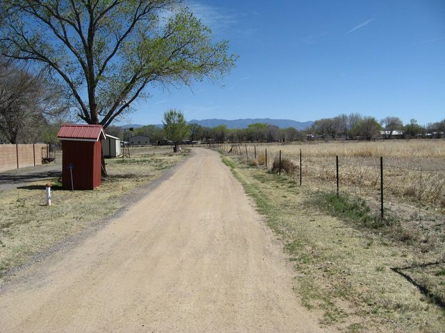 10 Antonio Garley Lane, Belen, NM 87002