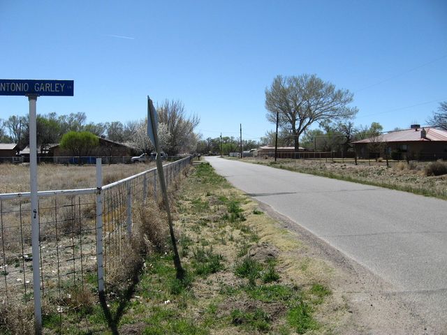 10 Antonio Garley Lane, Belen, NM 87002