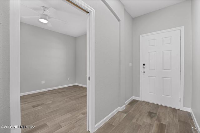 1211 KENDALL Drive, Jacksonville, FL 32211