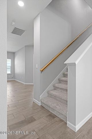 1211 KENDALL Drive, Jacksonville, FL 32211