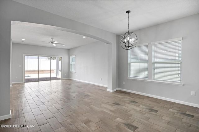 1211 KENDALL Drive, Jacksonville, FL 32211