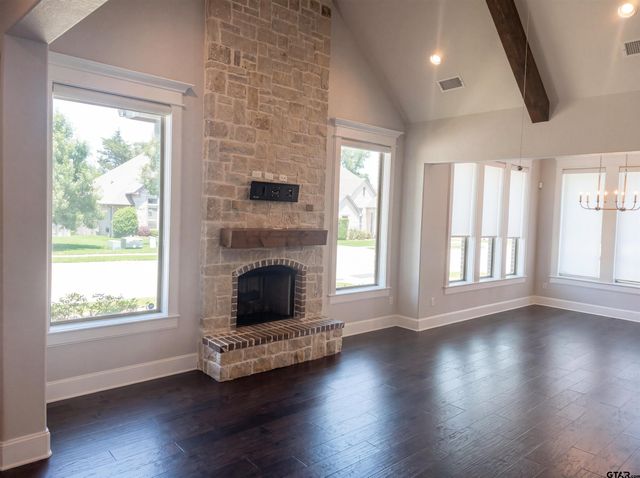 7253 Medio Crk, Tyler, TX 75703