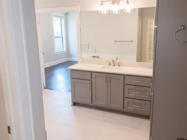 7253 Medio Crk, Tyler, TX 75703