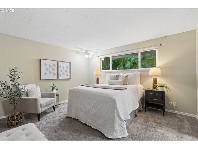 6134 Se THIESSEN Rd, Milwaukie, OR 97267