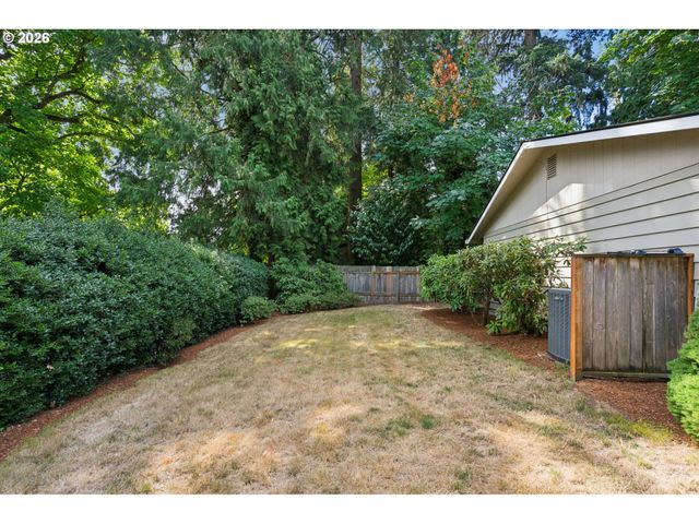 6134 Se THIESSEN Rd, Milwaukie, OR 97267