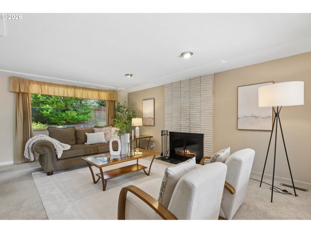 6134 Se THIESSEN Rd, Milwaukie, OR 97267