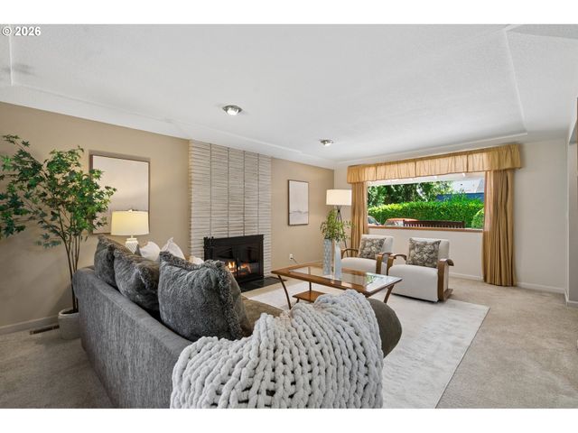 6134 Se THIESSEN Rd, Milwaukie, OR 97267