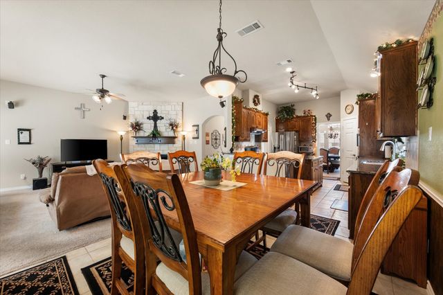 4819 King Harbor Court, Grand Prairie, TX 75052