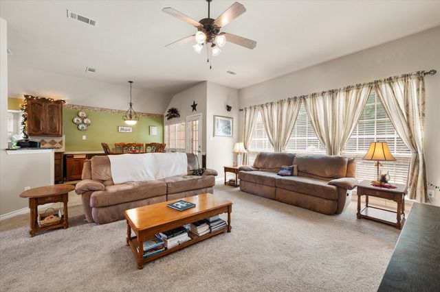 4819 King Harbor Court, Grand Prairie, TX 75052