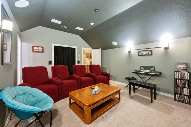 4819 King Harbor Court, Grand Prairie, TX 75052
