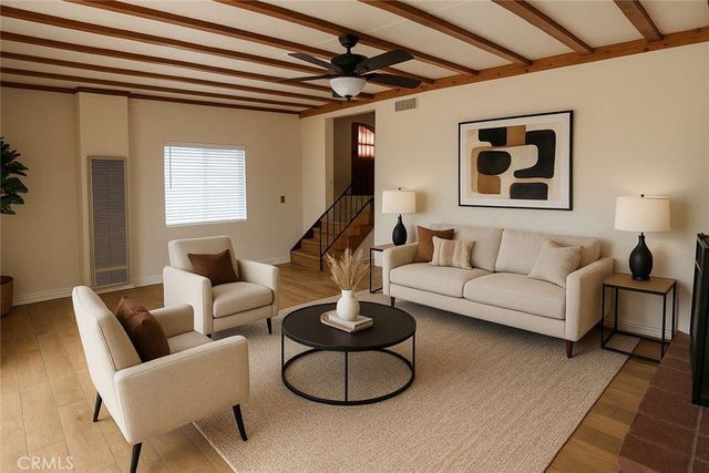 10563 Las Lunitas, Tujunga, CA 91042