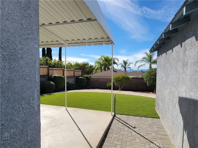 10563 Las Lunitas, Tujunga, CA 91042