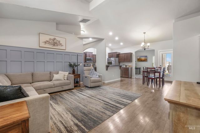 221 Glacier Meadows Way, Kimberly, ID 83341