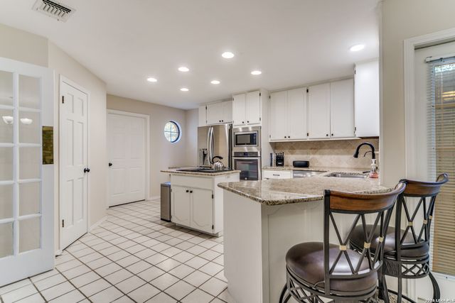 1718 Eagle Meadow, San Antonio, TX 78248