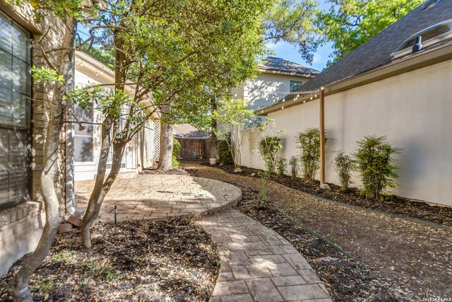 1718 Eagle Meadow, San Antonio, TX 78248