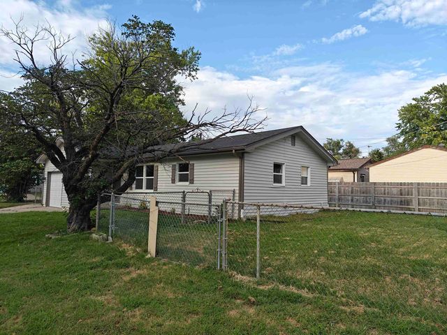 3568 S Downtain, Wichita, KS 67217