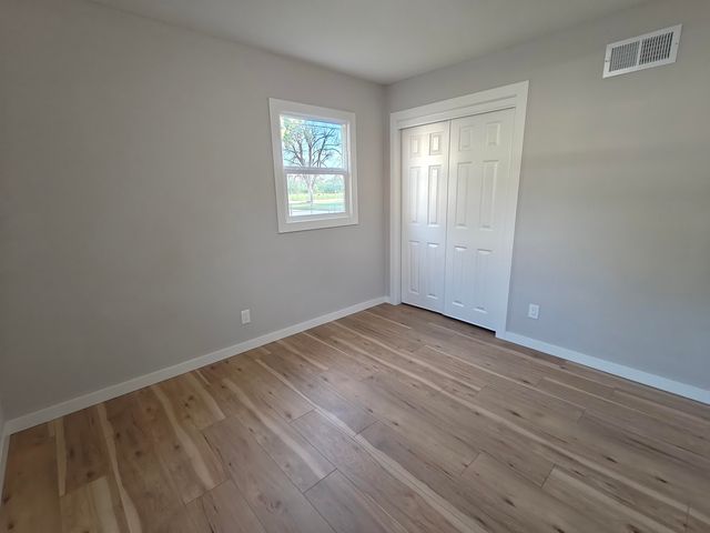 3568 S Downtain, Wichita, KS 67217