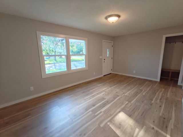 3568 S Downtain, Wichita, KS 67217
