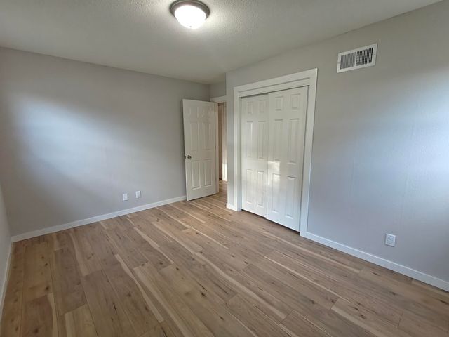 3568 S Downtain, Wichita, KS 67217