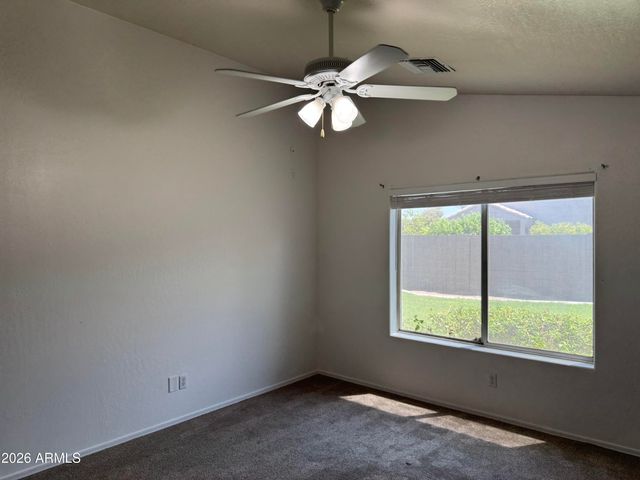 1041 W SARAGOSA Street, Chandler, AZ 85224