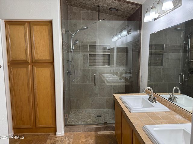 1041 W SARAGOSA Street, Chandler, AZ 85224
