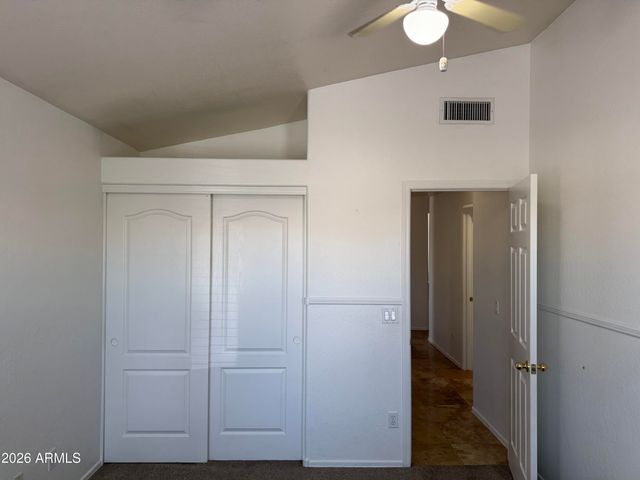 1041 W SARAGOSA Street, Chandler, AZ 85224