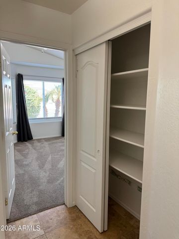 1041 W SARAGOSA Street, Chandler, AZ 85224